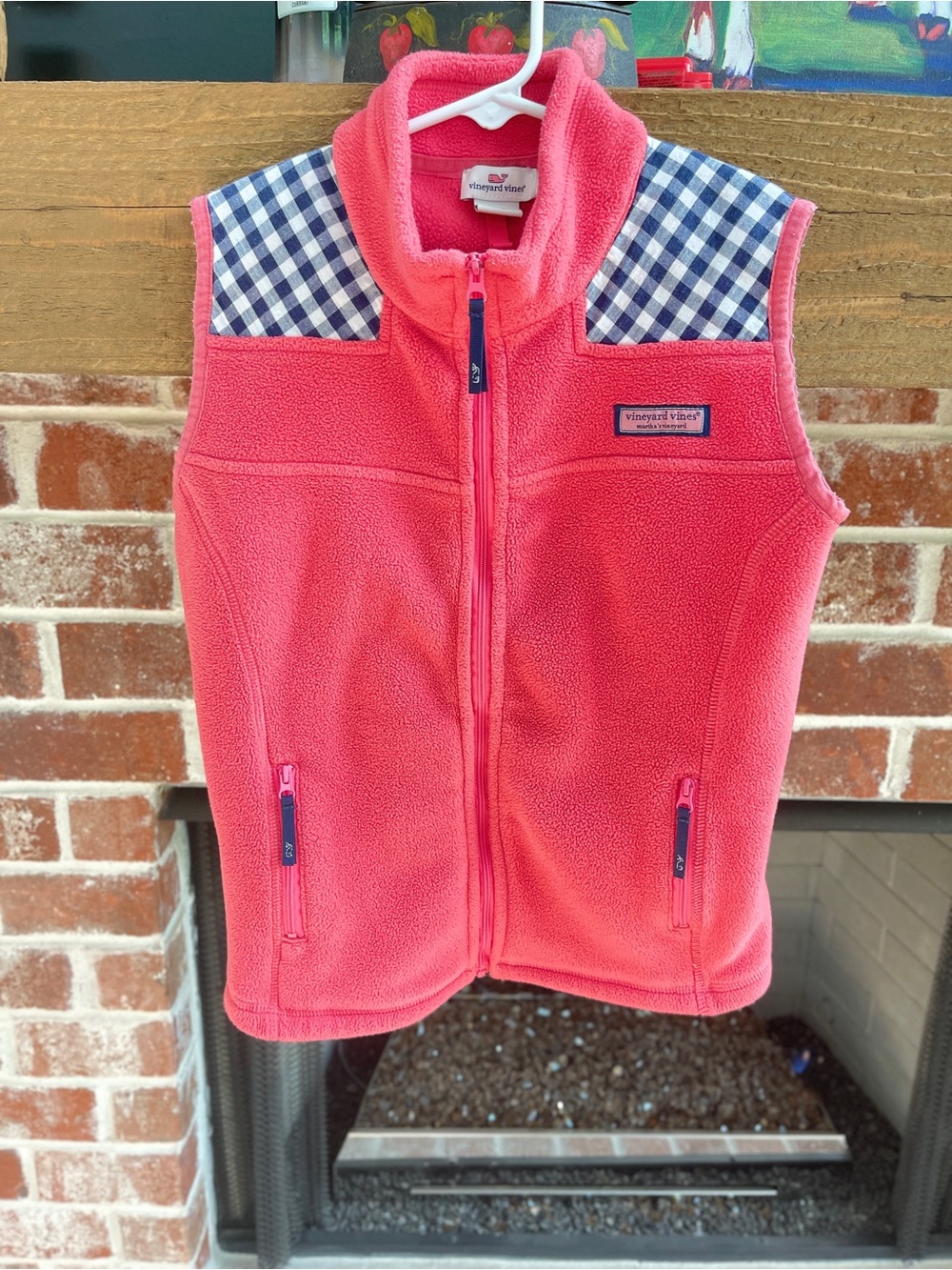 Vineyard Vines Girls Coral Fleece Vest with Navy Gingham Yoke Sz M